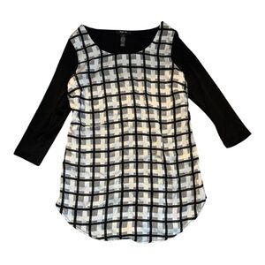 Women's Black and White Checkered Top